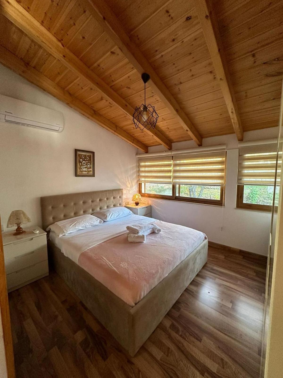 Alimeti Guesthouse Berat Ngoại thất bức ảnh