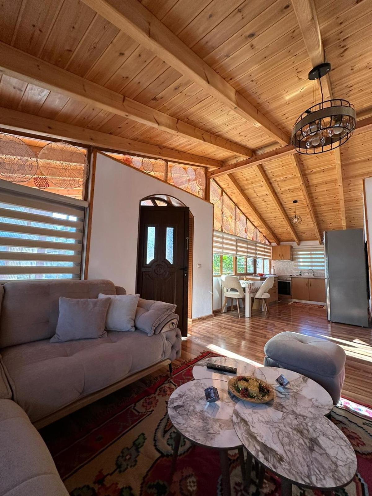 Alimeti Guesthouse Berat Ngoại thất bức ảnh